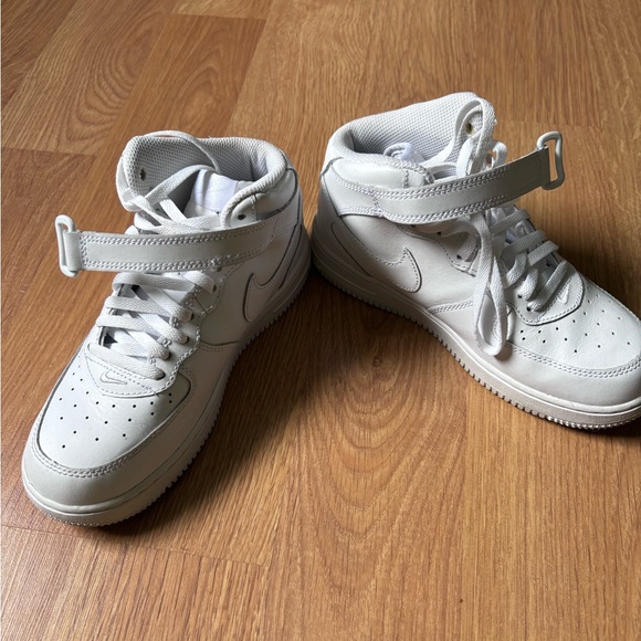 Youth Nike Air Force 1 Mid - Picture 2 of 4